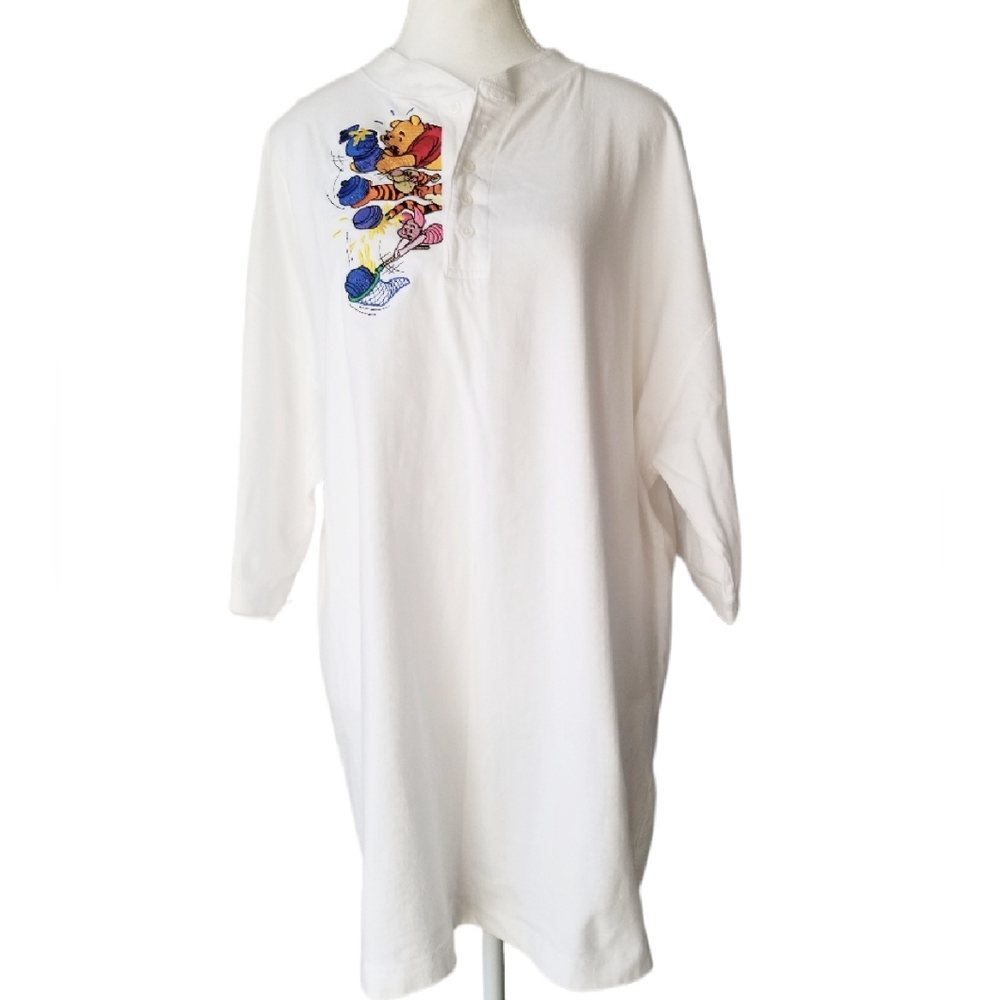 NWOT Disney Plus Vintage 90s Retro Embroidered Winnie the Pooh T-shirt XXL